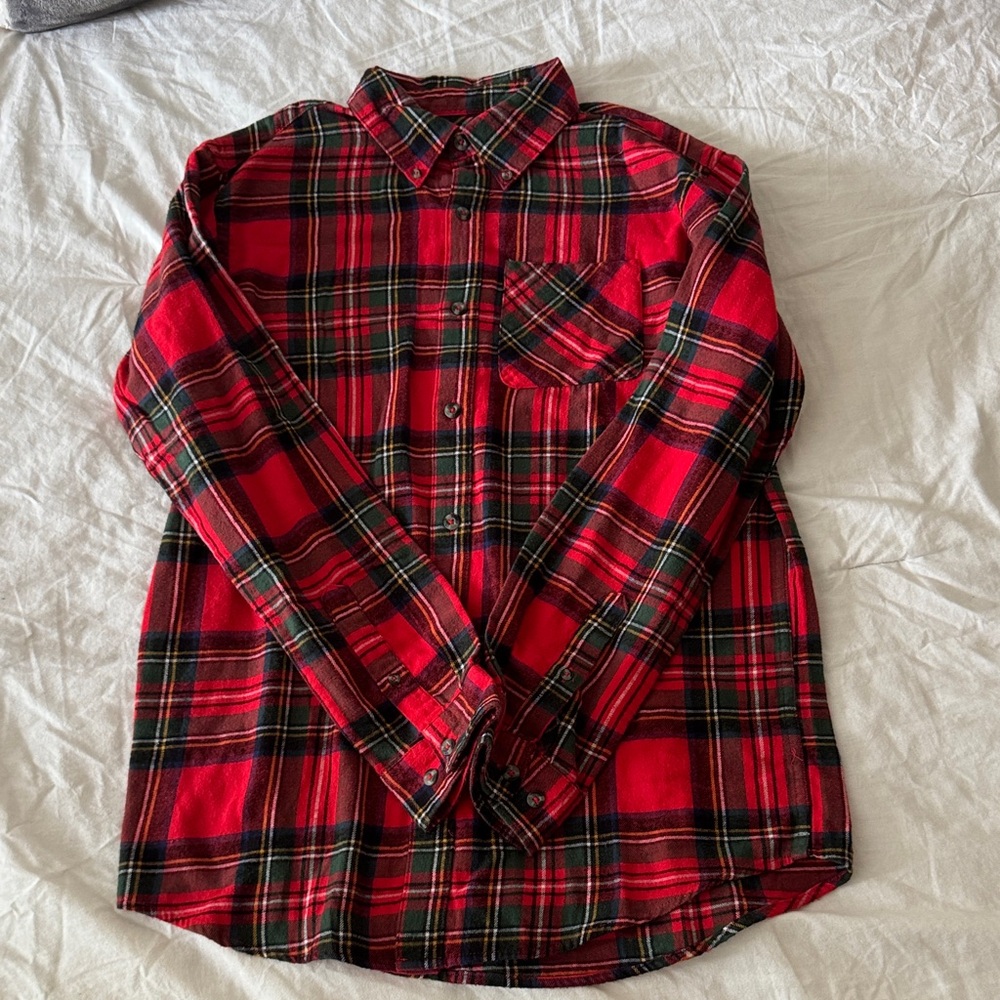 Magellan Outdoors Red and Black Plaid Men's Shirt